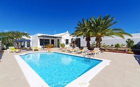 Villa Perejil by Villa Plus